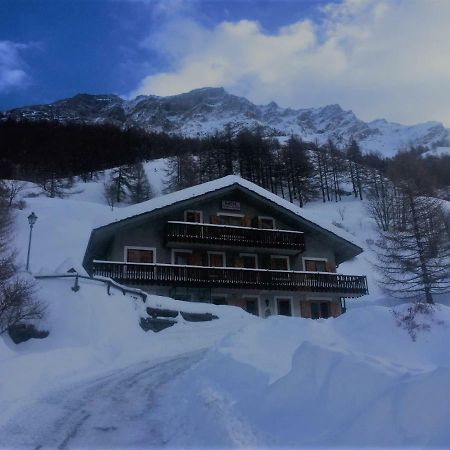 Maison Des Myrtilles Hotel Valgrisenche Kültér fotó