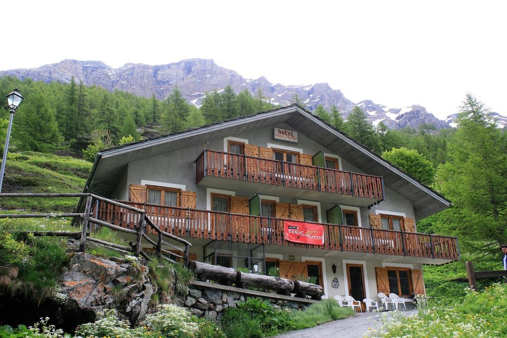 Maison Des Myrtilles Hotel Valgrisenche Kültér fotó