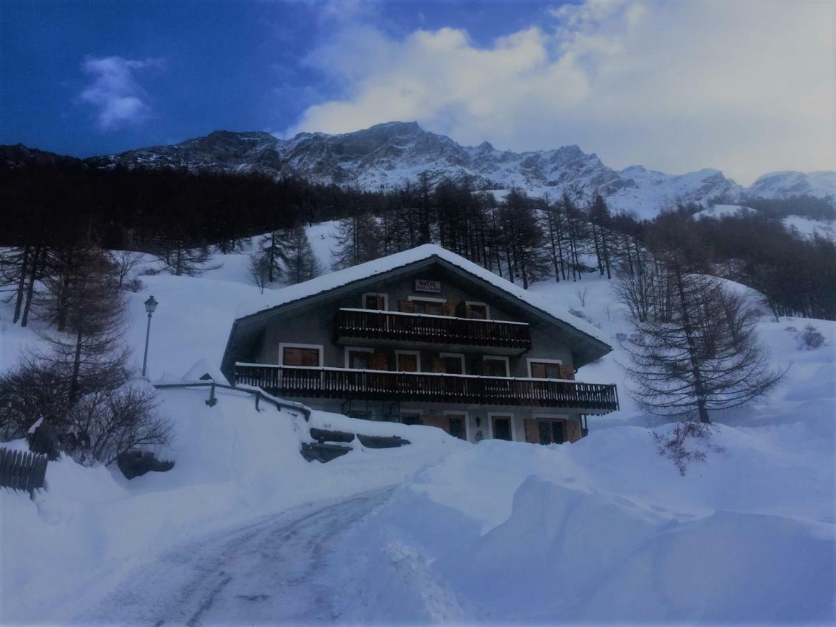 Maison Des Myrtilles Hotel Valgrisenche Kültér fotó